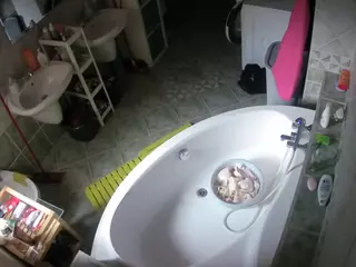 Julmodels Bathroom 1st Floor-1's Live Sex Cam Show