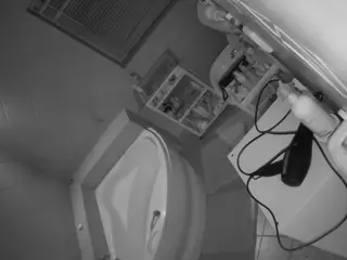 Julmodels Bathroom 1st Floor-2's Live Sex Cam Show