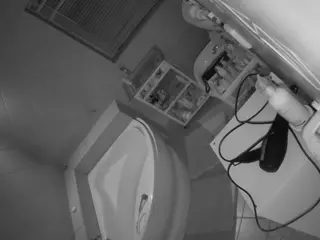 Julmodels Bathroom 1st Floor-2's Live Sex Cam Show