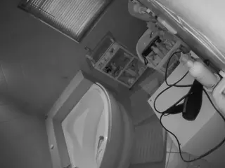 Julmodels Bathroom 1st Floor-2's Live Sex Cam Show