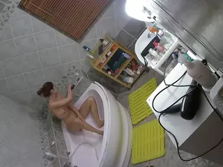 Julmodels Bathroom 1st Floor-2's Live Sex Cam Show