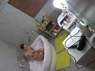 Julmodels Bathroom 1st Floor-2's Live Sex Cam Show