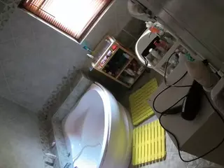 Julmodels Bathroom 1st Floor-2's Live Sex Cam Show