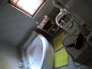 Julmodels Bathroom 1st Floor-2's Live Sex Cam Show