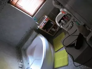 Julmodels Bathroom 1st Floor-2's Live Sex Cam Show