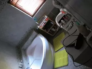Julmodels Bathroom 1st Floor-2's Live Sex Cam Show
