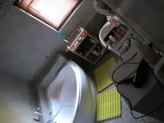Julmodels Bathroom 1st Floor-2's Live Sex Cam Show