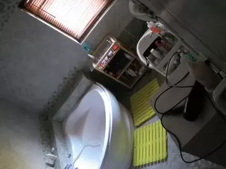 Julmodels Bathroom 1st Floor-2's Live Sex Cam Show