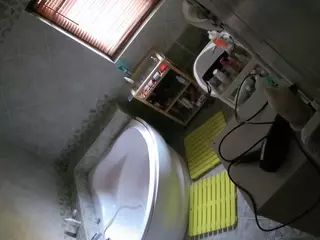 Julmodels Bathroom 1st Floor-2's Live Sex Cam Show