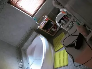 Julmodels Bathroom 1st Floor-2's Live Sex Cam Show