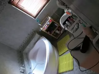 Julmodels Bathroom 1st Floor-2's Live Sex Cam Show