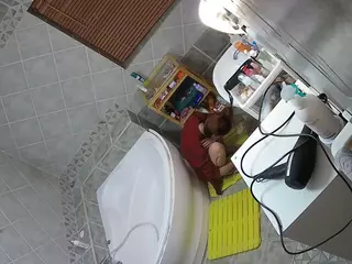 Julmodels Bathroom 1st Floor-2's Live Sex Cam Show