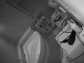 Julmodels Bathroom 1st Floor-2's Live Sex Cam Show
