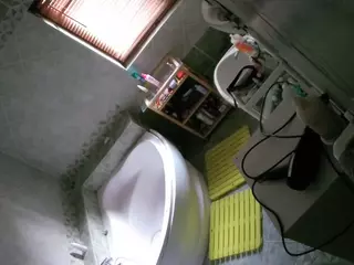 Julmodels Bathroom 1st Floor-2's Live Sex Cam Show