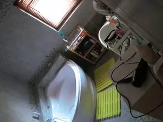 Julmodels Bathroom 1st Floor-2's Live Sex Cam Show