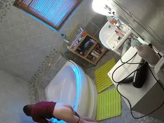 Julmodels Bathroom 1st Floor-2's Live Sex Cam Show
