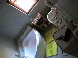 Julmodels Bathroom 1st Floor-2's Live Sex Cam Show