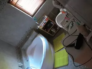 Julmodels Bathroom 1st Floor-2's Live Sex Cam Show