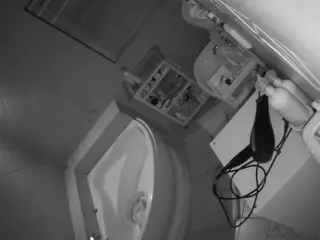 Julmodels Bathroom 1st Floor-2's Live Sex Cam Show