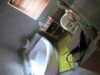 Julmodels Bathroom 1st Floor-2's Live Sex Cam Show