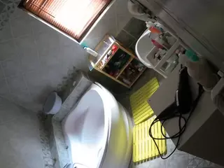 Julmodels Bathroom 1st Floor-2's Live Sex Cam Show