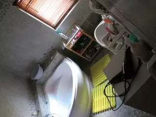 Julmodels Bathroom 1st Floor-2's Live Sex Cam Show