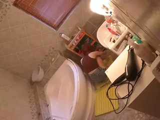 Julmodels Bathroom 1st Floor-2's Live Sex Cam Show
