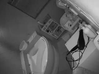 Julmodels Bathroom 1st Floor-2's Live Sex Cam Show