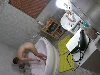 Julmodels Bathroom 1st Floor-2's Live Sex Cam Show