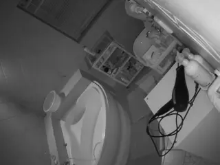 Julmodels Bathroom 1st Floor-2's Live Sex Cam Show