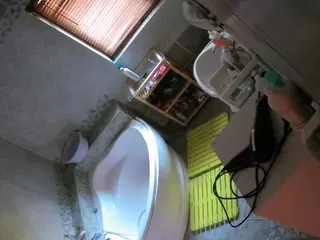 Julmodels Bathroom 1st Floor-2's Live Sex Cam Show