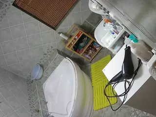Julmodels Bathroom 1st Floor-2's Live Sex Cam Show
