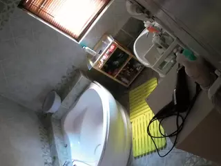 Julmodels Bathroom 1st Floor-2's Live Sex Cam Show