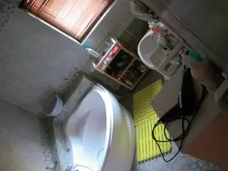 Julmodels Bathroom 1st Floor-2's Live Sex Cam Show