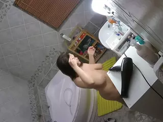 Julmodels Bathroom 1st Floor-2's Live Sex Cam Show