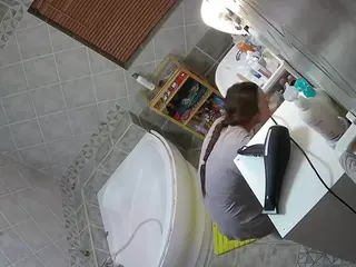 Julmodels Bathroom 1st Floor-2's Live Sex Cam Show