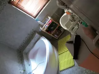 Julmodels Bathroom 1st Floor-2's Live Sex Cam Show