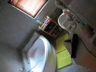 Julmodels Bathroom 1st Floor-2's Live Sex Cam Show
