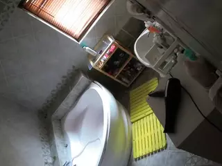 Julmodels Bathroom 1st Floor-2's Live Sex Cam Show