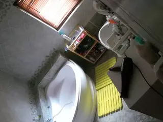 Julmodels Bathroom 1st Floor-2's Live Sex Cam Show