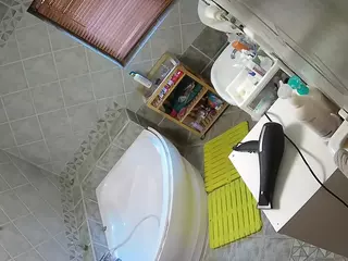 Julmodels Bathroom 1st Floor-2's Live Sex Cam Show