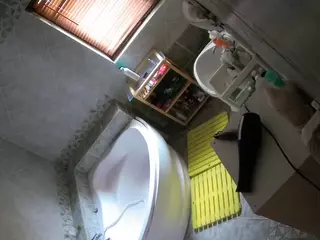 Julmodels Bathroom 1st Floor-2's Live Sex Cam Show