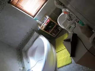 Julmodels Bathroom 1st Floor-2's Live Sex Cam Show