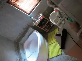 Julmodels Bathroom 1st Floor-2's Live Sex Cam Show