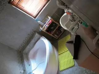 Julmodels Bathroom 1st Floor-2's Live Sex Cam Show