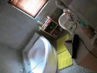 Julmodels Bathroom 1st Floor-2's Live Sex Cam Show