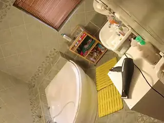 Julmodels Bathroom 1st Floor-2's Live Sex Cam Show