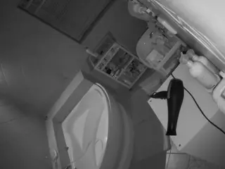 Julmodels Bathroom 1st Floor-2's Live Sex Cam Show