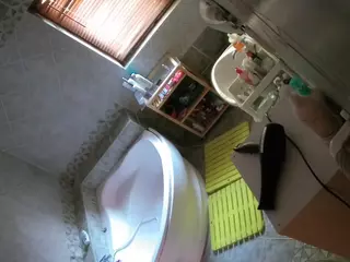 Julmodels Bathroom 1st Floor-2's Live Sex Cam Show