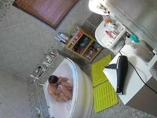 Julmodels Bathroom 1st Floor-2's Live Sex Cam Show